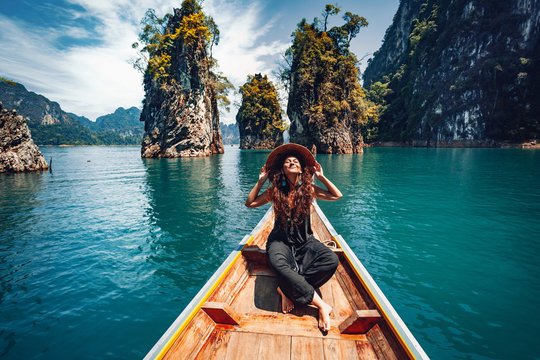 World Travel Breaking